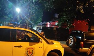 Falsos policías simularon allanamiento para robar una casa