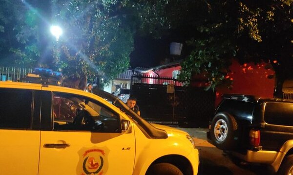 Falsos policías simularon allanamiento para robar una casa