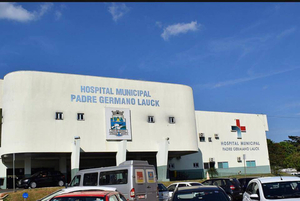 Saturado: De Foz de Yguazú derivan pacientes con dengue a otros distritos - La Clave