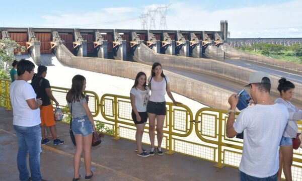 Complejo Turístico Itaipu recibirá a visitantes en horario habitual durante la Semana Santa