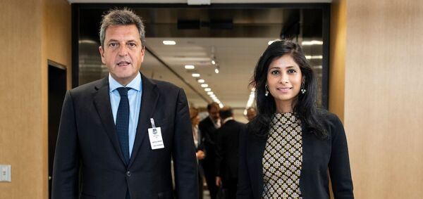 El FMI reclama a Argentina políticas "más fuertes" para lograr estabilidad - Revista PLUS
