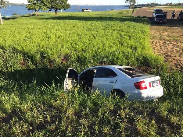 Automovilista ebrio atropelló a un motociclista