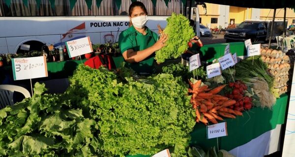 Realizan ferias agropecuarias frente al MAG y en la Costanera de Asunción