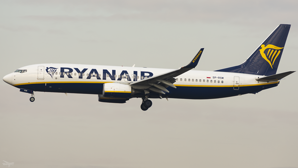 Ryanair transporta 12,6 millones de pasajeros en marzo, un 12% más que el año anterior - Revista PLUS