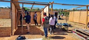 Río Paraguay sigue descendiendo, pero hay 2.143 familias afectadas por la crecida - Nacionales - ABC Color