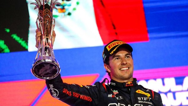 Sergio "Checo" Pérez le pide a sus seguidores que lo ayuden a diseñar su nuevo casco de Fórmula 1