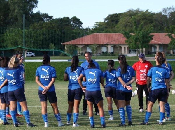 Arrancó entrenamientos de la Absoluta Femenina - APF