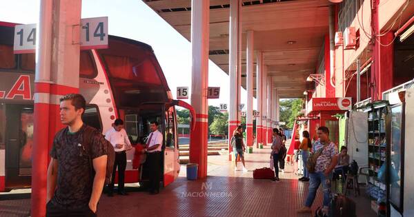 La Nación / Arrancó operativo Semana Santa en la Estación de Buses de Asunción