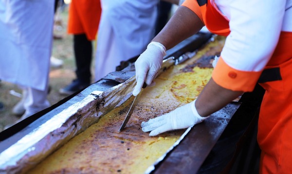 LA SOPA PARAGUAYA MÁS LARGA DEL MUNDO ES DE LUQUE •