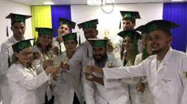 Examen Revalida: Masivo aplazo es un indicador de la mala preparación