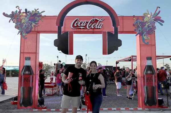 Magia de Coca-Cola en Asunciónico - Empresariales - ABC Color