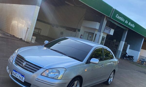 Hurtan automóvil en CDE