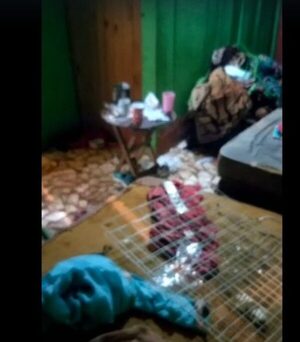 Rescatan a dos menores abandonadas