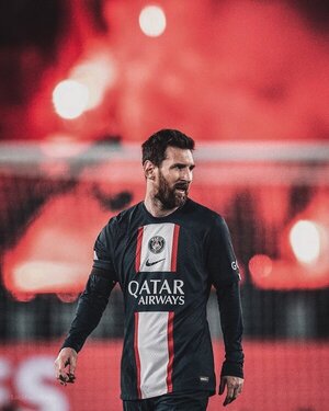 Messi debe dejar el PSG - C9N