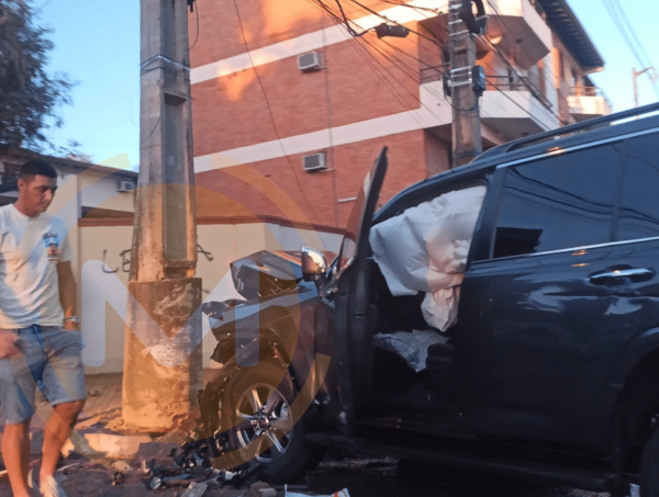 Tacuara sufre accidente de tránsito en Asunción · Radio Monumental 1080 AM