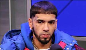 Con foto junto a su hijo mayor, Anuel reconoció que tiene dos hijas más