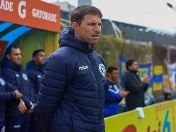 Guaireña presentó al nuevo entrenador: Luciano Theiler - Guaireña - ABC Color
