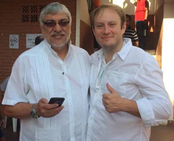 Ex de Lugo denuncia que tienen secuestrado al legislador en su propia casa