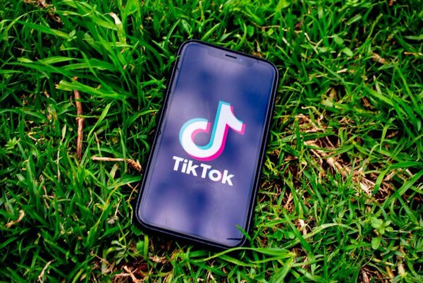 Reino Unido multa a TikTok con 15,9 millones de dólares