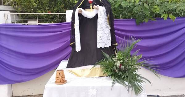 La Nación / Viacrucis: la Virgen Dolorosa caminará con el pueblo y estacioneros por calles de Sajonia