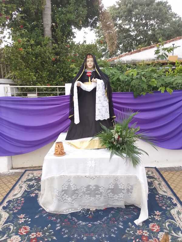 Vía Crusis en en el barrio Sajonia - C9N