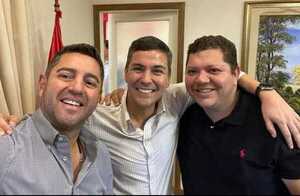 Amplio repudio a Santiago Peña por despreciar los títulos universitarios