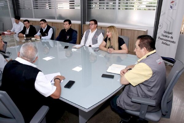 Diario HOY | Instituciones públicas y TSJE coordinan tareas para estudiantes de las pasantías