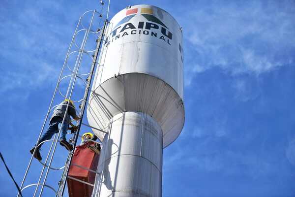 Diario HOY | Investigan llamativa construcción de sistemas de agua pagados por Itaipú