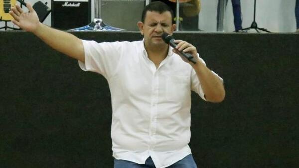 Pastor Insfrán se entregará cuando llegue Tío Rico, aseguran - Oasis FM 94.3