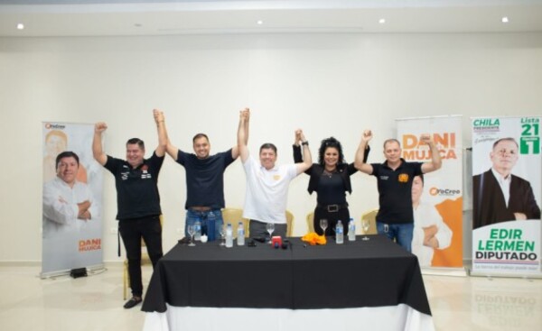 Candidata descabalga a favor de Dani Mujica