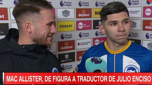 Julio Enciso, en apuros, recibe una mano de un campeón del mundo
