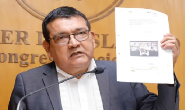 Senador muestra pruebas sobre supuestos aprietes y recaudación en el JEM - Noticiero Paraguay