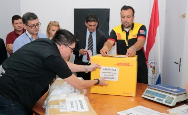 Inicia envío de material electoral a consulados del exterior