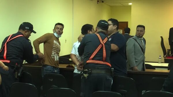 Confirman condena a barrabravas por tragedia en la SND - Policiales - ABC Color