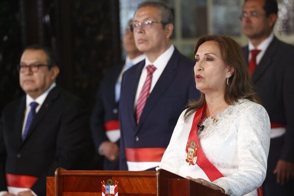 Congreso peruano niega moción de juicio político a Dina Boluarte