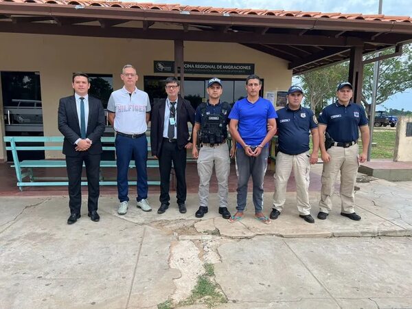 Trasladan a un condenado por tráfico de drogas a la Argentina - Policiales - ABC Color