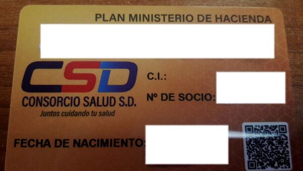 Hacienda mantiene dudosas cláusulas en nuevo llamado para seguro médico