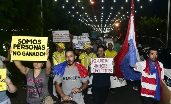 Modificación de frecuencias de buses se hizo “a oscuras” y “a medida de empresarios”, denuncian - Nacionales - ABC Color
