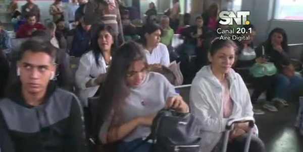 Estación de Buses de Asunción: Éxodo de Semana Santa - SNT