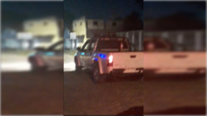 [VIDEO] Denuncian que polis agredieron a un menor en ¿barrera de control?