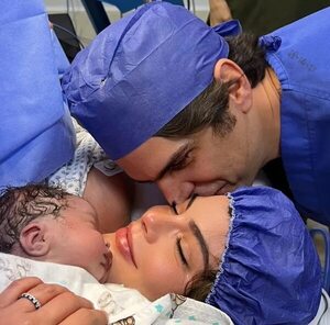 Ximena Navarrete, Miss Universo 2010, fue mamá por segunda vez - Gente - ABC Color