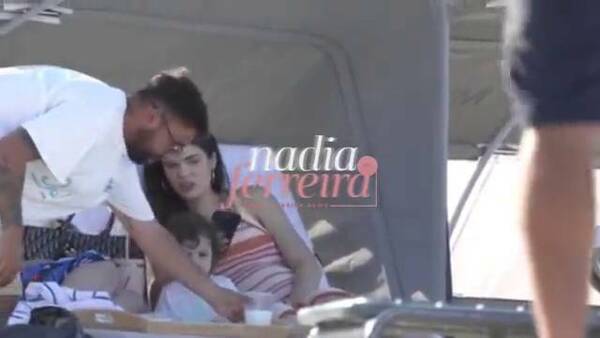 [VIDEO] Paparazzis pillan a Nadia Ferreira sin Marc Anthony por la playa