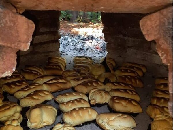 Historiadora y antropóloga explica cuál es el origen de la chipa · Radio Monumental 1080 AM