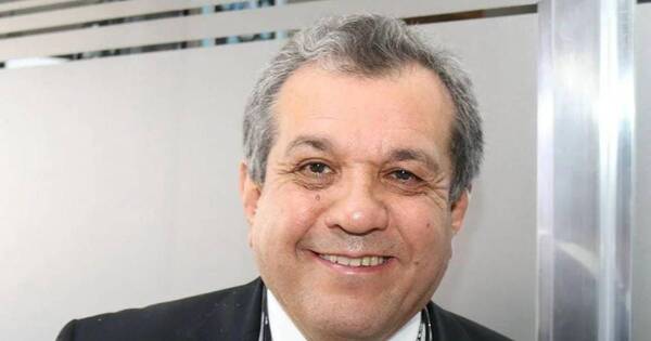 La Nación / Candidato presidencial del Unace declina a favor de Santiago Peña