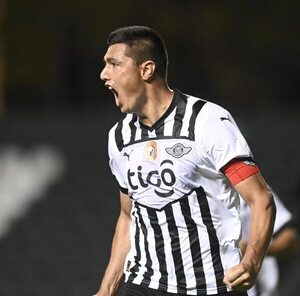 Óscar Cardozo quedó fuera del debut copero de Libertad - Libertad - ABC Color