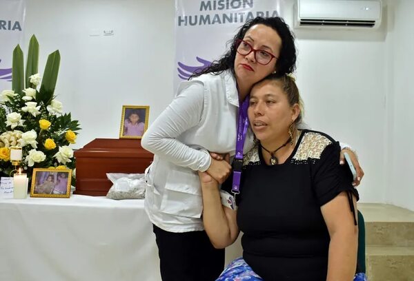 Entregan el cuerpo de excombatiente de FARC reclutada con 15 años - Mundo - ABC Color