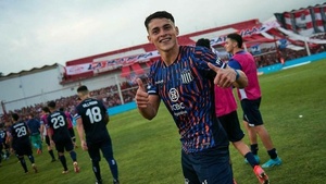 [VIDEO] Talleres presume un lujo "a lo Neymar" del ex olimpista Ramón Sosa