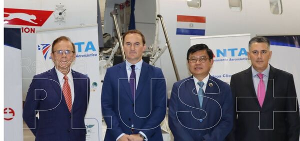 Paranair y Anta SA realizan el mantenimiento mayor de la aeronave ZP CRR - Revista PLUS