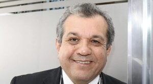 Candidato presidencial se baja de la puja y decide apoyar a Peña