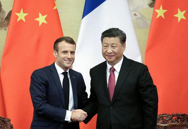 Ursula Von der Leyen tendrá 2 citas con Xi Jinping, una con Emmanuel Macron y otra a solas - Revista PLUS